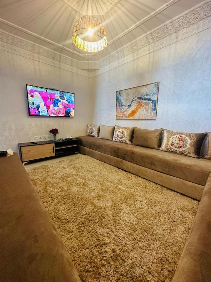 Appartement Jade As-Sawíra Exteriér fotografie